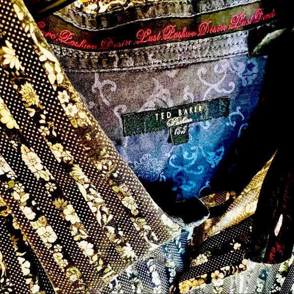 Ted Baker Pashion Men’s Button Down Black w/ Floral Pattern, Flip Cuff, Sz 15.5 - Picture 3 of 7